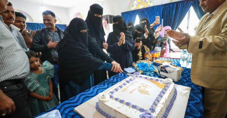 Tavakkol Karman Vakfı, Taiz Üniversitesi’ndeki kız öğrenci yurdunu yeniden döşedi